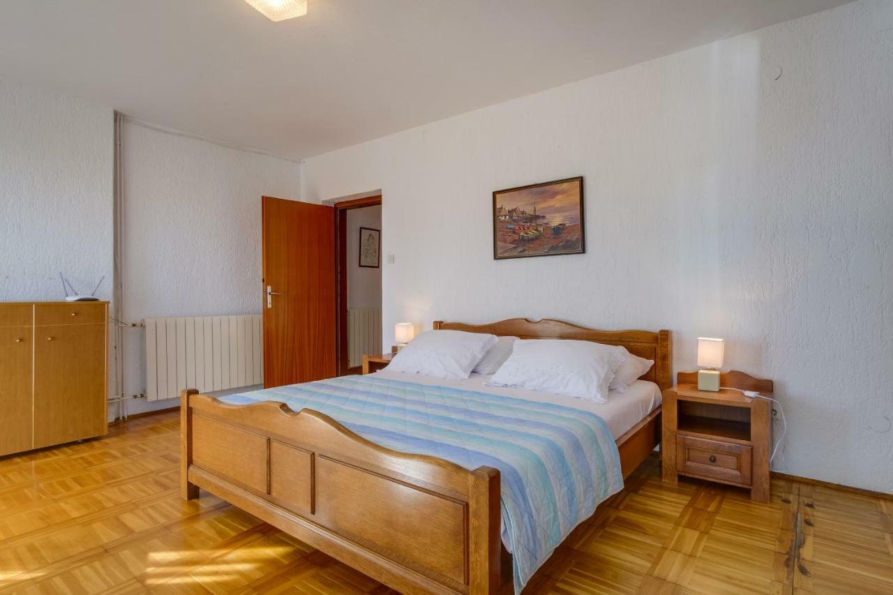 Apartmani Maris Мали-Лошинь Экстерьер фото