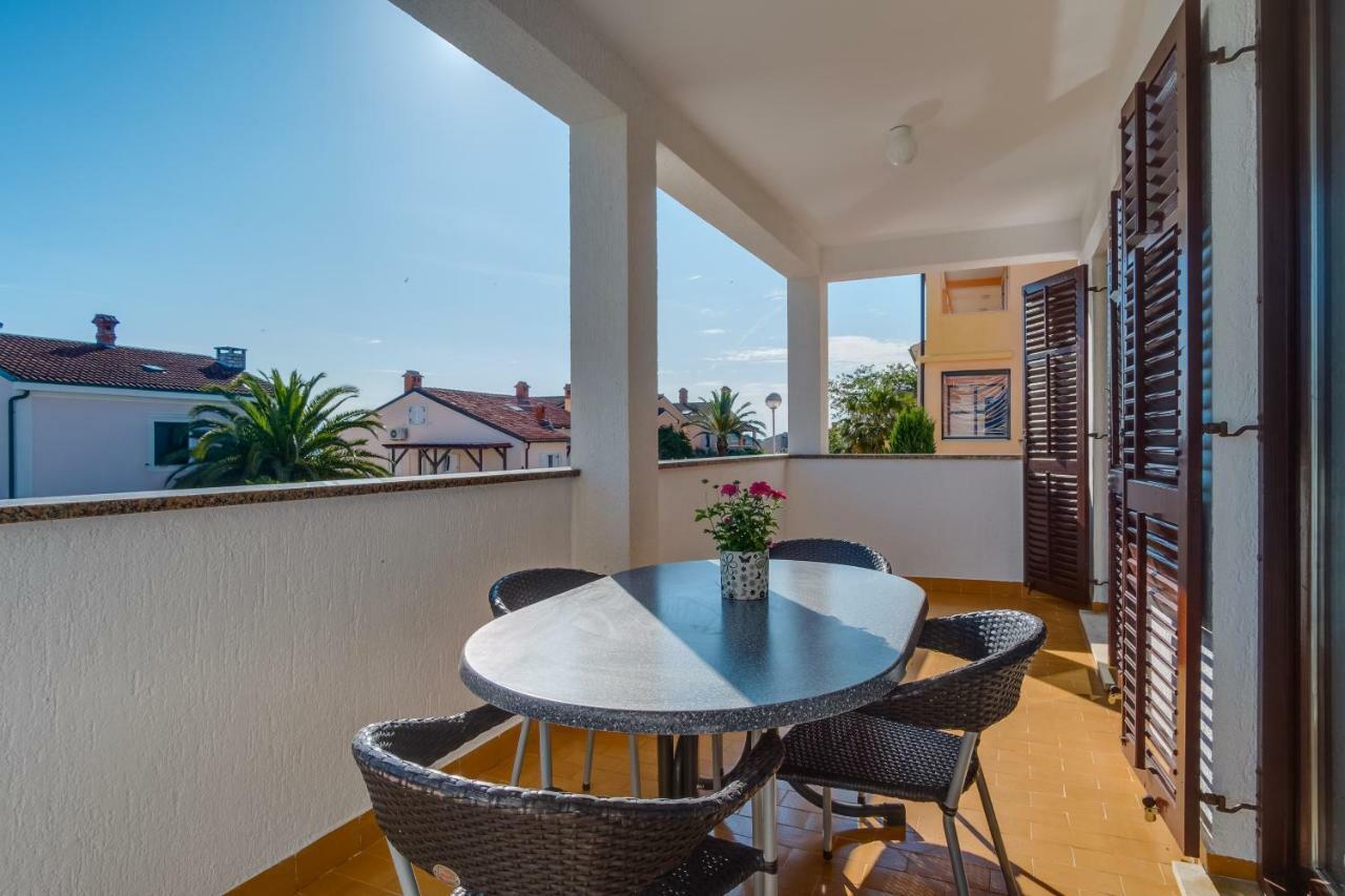 Apartmani Maris Мали-Лошинь Экстерьер фото