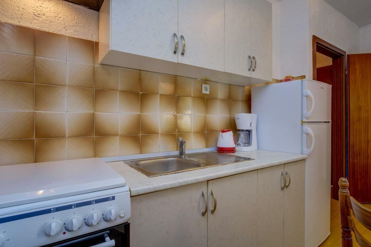 Apartmani Maris Мали-Лошинь Экстерьер фото